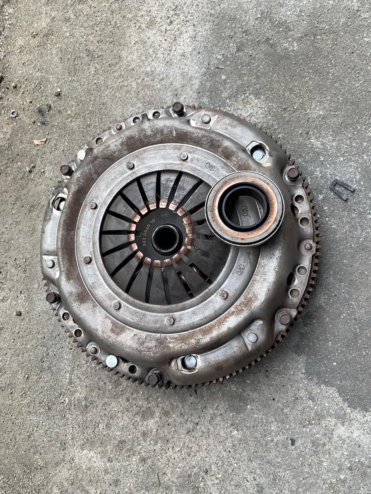 Kit ambreaj vw 1,6tdi cayc