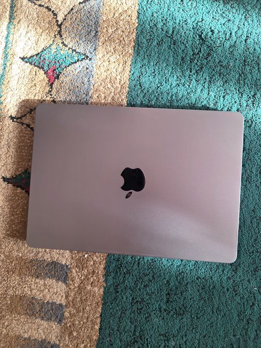 Macbook m2 256гб