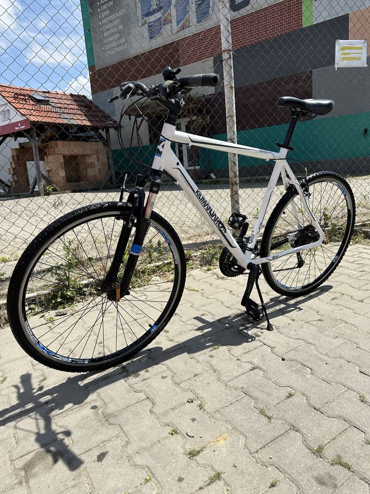 Bicicleta trekking Kilimanjaro 28”