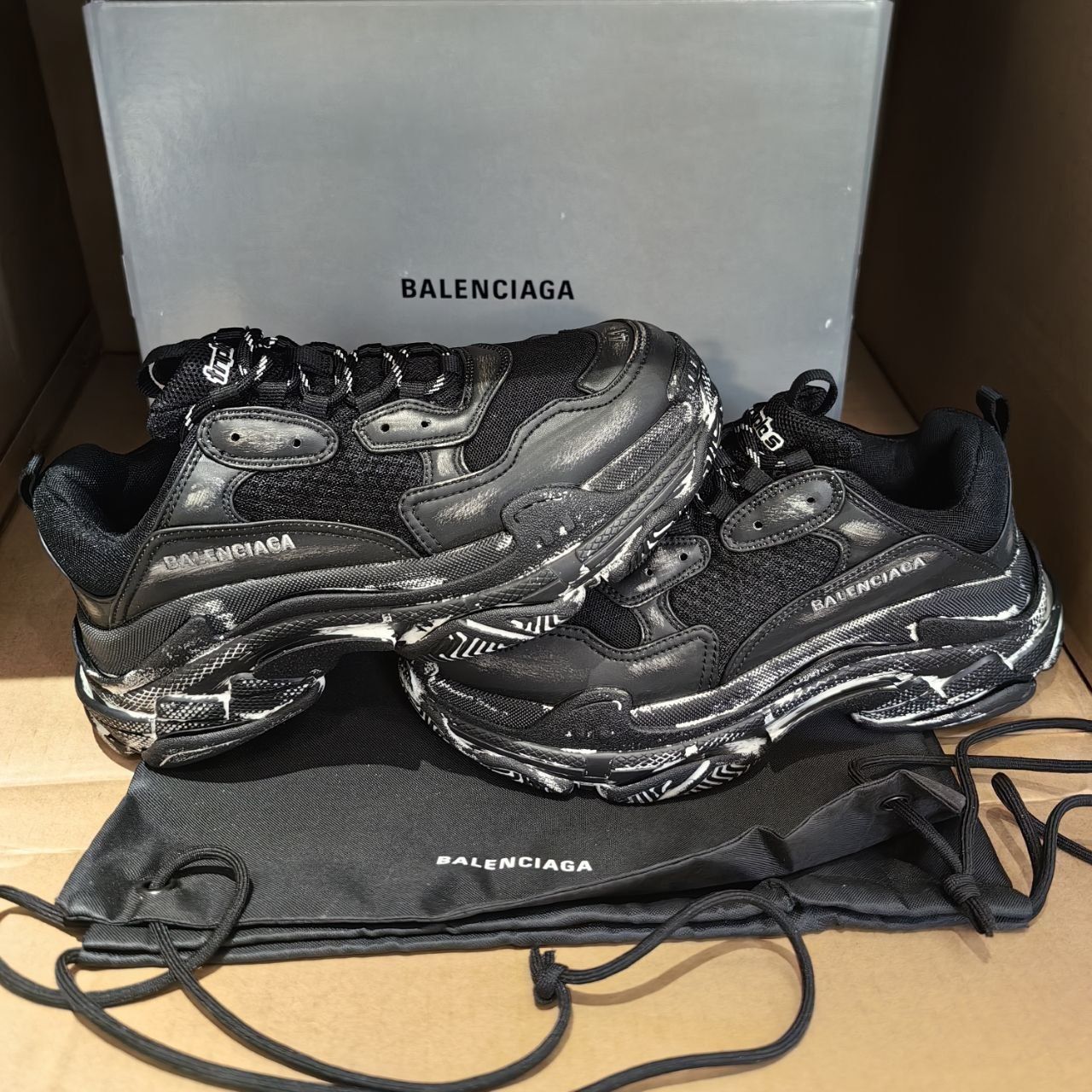 Маратонки Balenciaga triple S обувки кецове