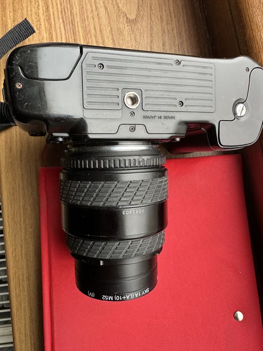 Aparat foto Nikon F801