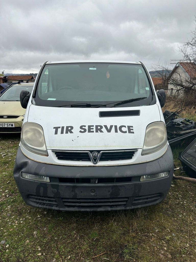 Opel Vivaro 1.9dti НА ЧАСТИ