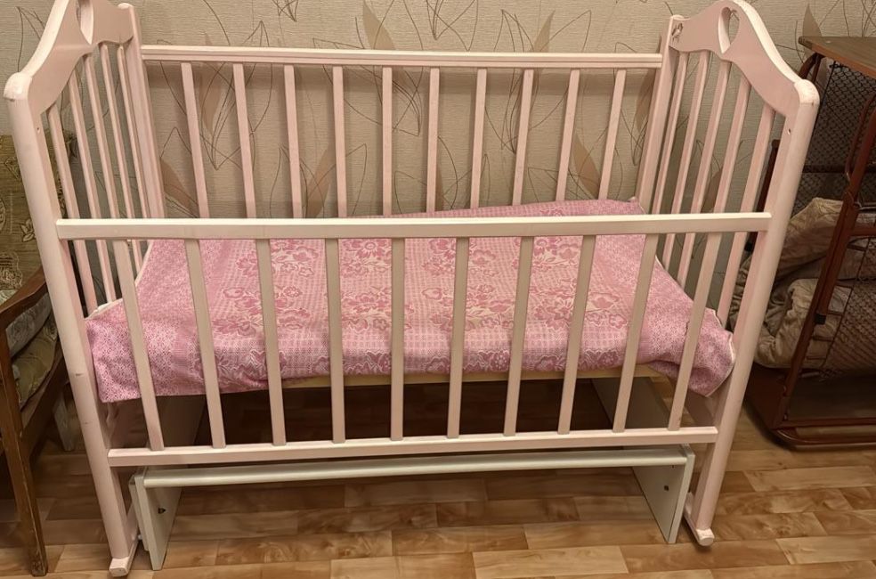 Дарю детскую кровать СРОЧНО Самовывоз