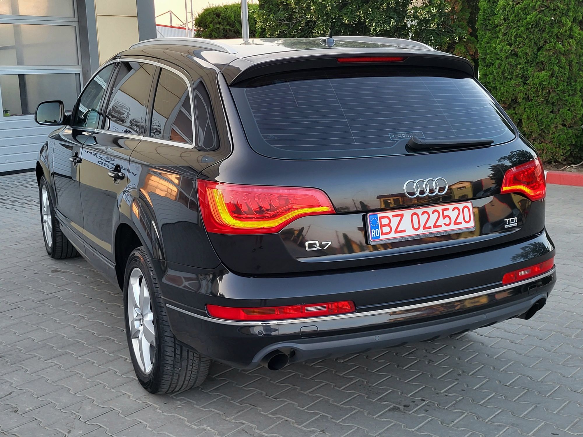 Audi Q7 2012 3.0 Diesel /Face-lift/7 locurii !!!