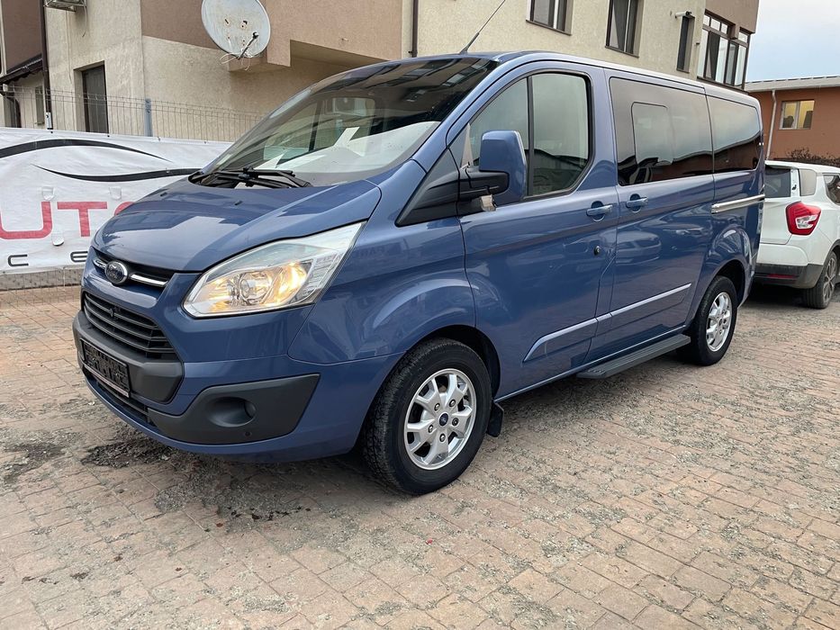 Ford Tourneo Ford Transit Tourneo Titanium 8+1