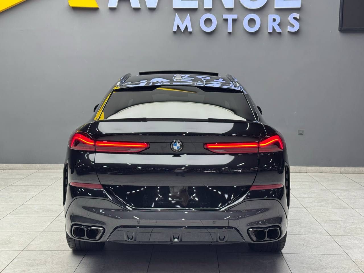 Продается BMW X6 M60i