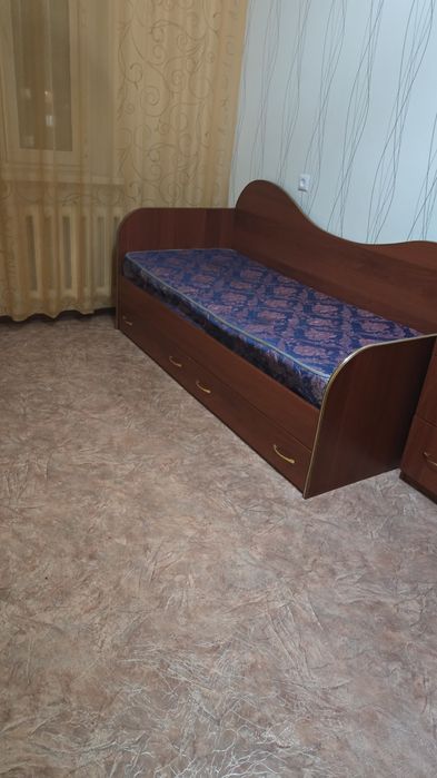 Продам кровать 8000