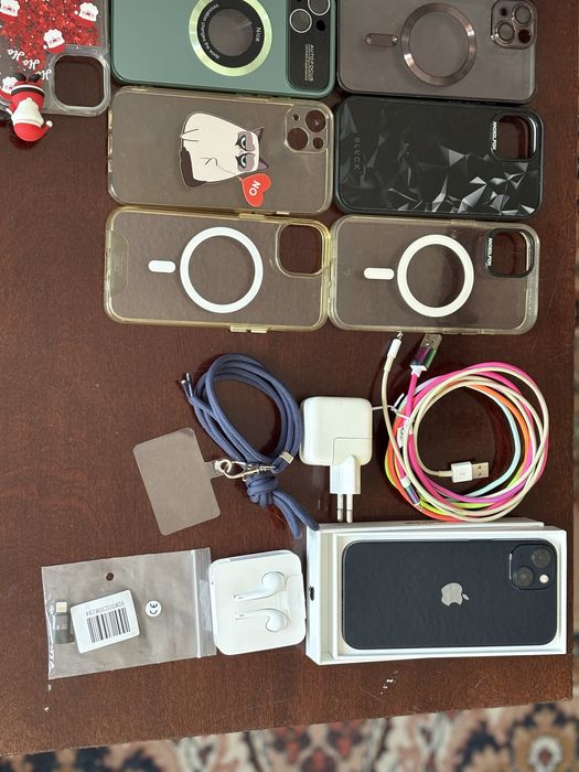 Vand Iphone 13 intr-o  stare impecabila cu toate accesoriile
