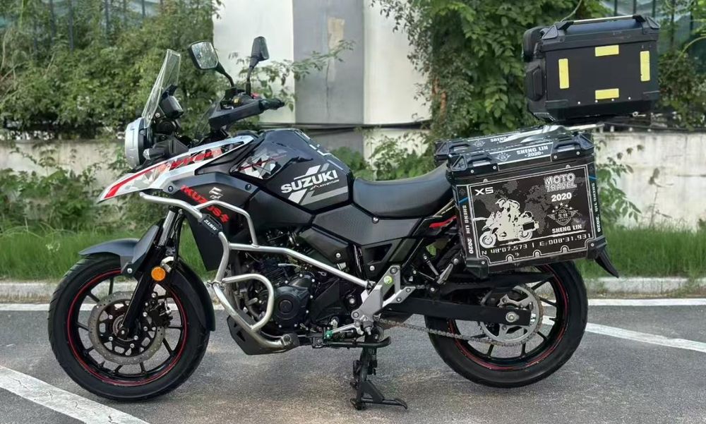 Мотоцикл Suzuki DL250