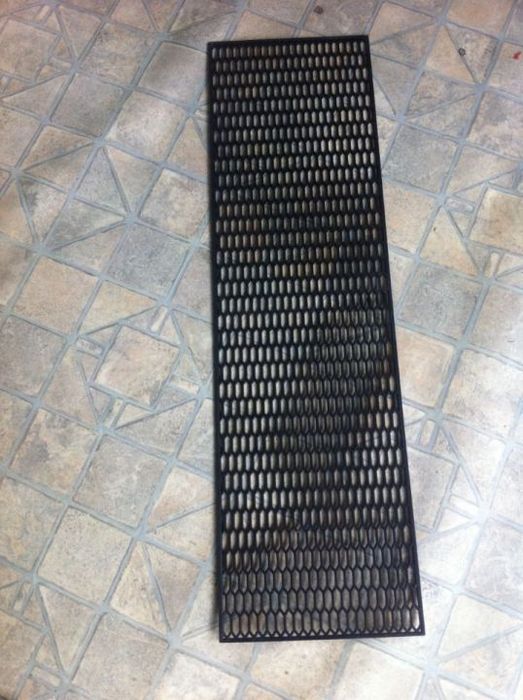 grila plastic auto fagure miere 120x40