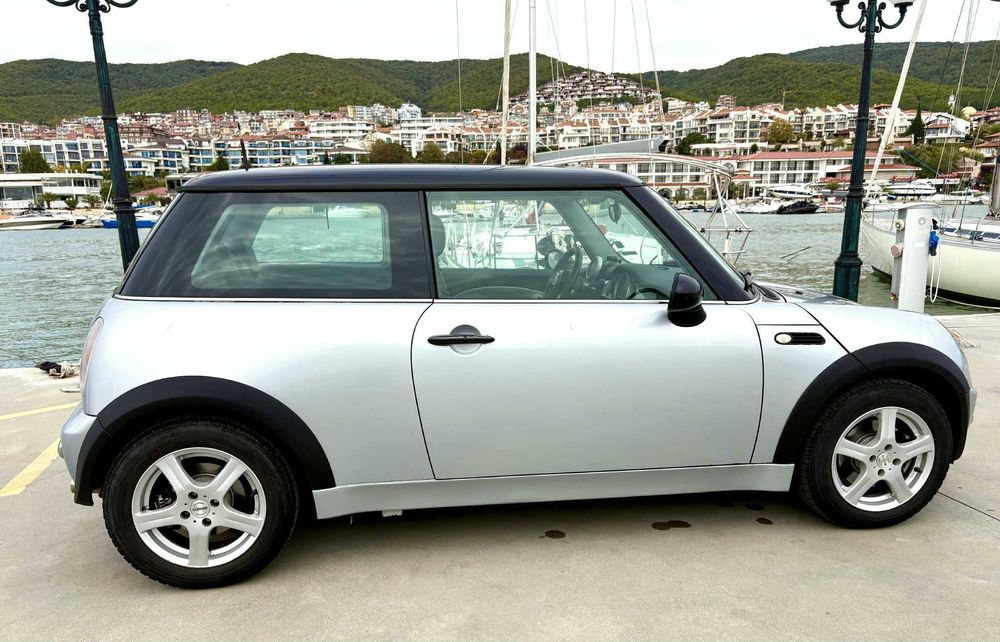 Mini Cooper 1.6 бензин - автоматик
