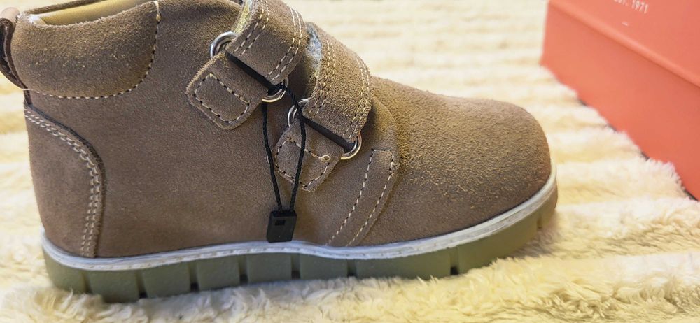 Pantofi pt copii marimile 26&27 din piele noi(Rockport Bonita)