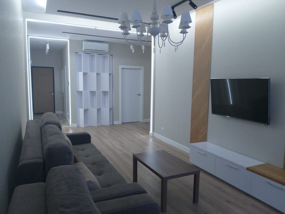 Красивая квартирка в Жк времена года