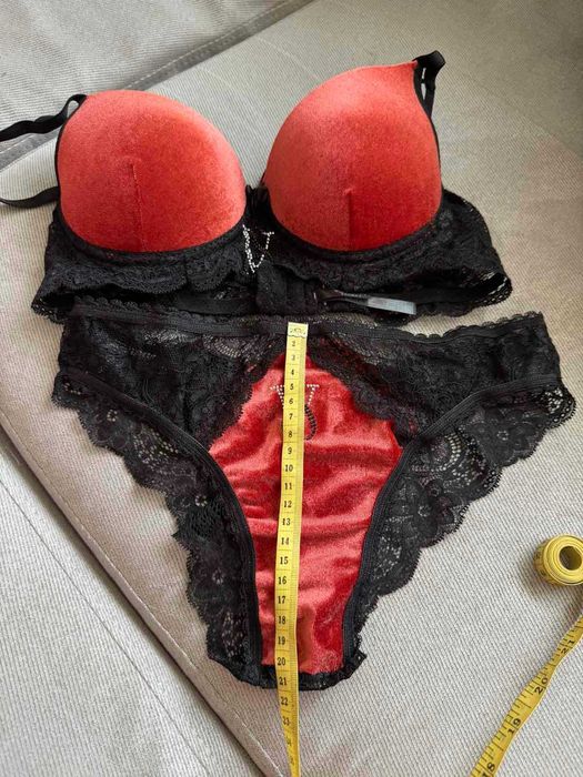 Комплект бельо Victoria Secret