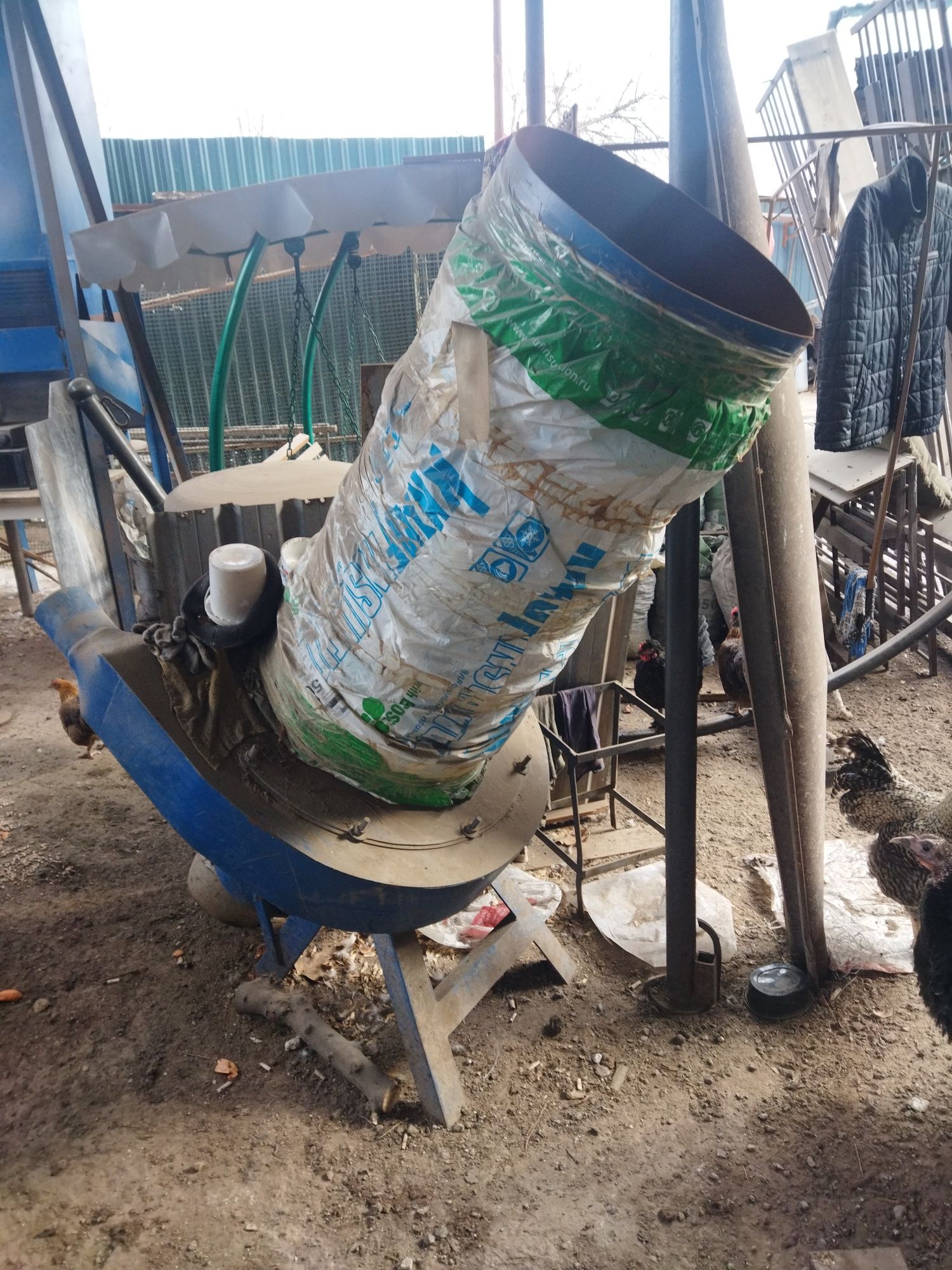 Срочно продам мельницу ( для комбикорма )