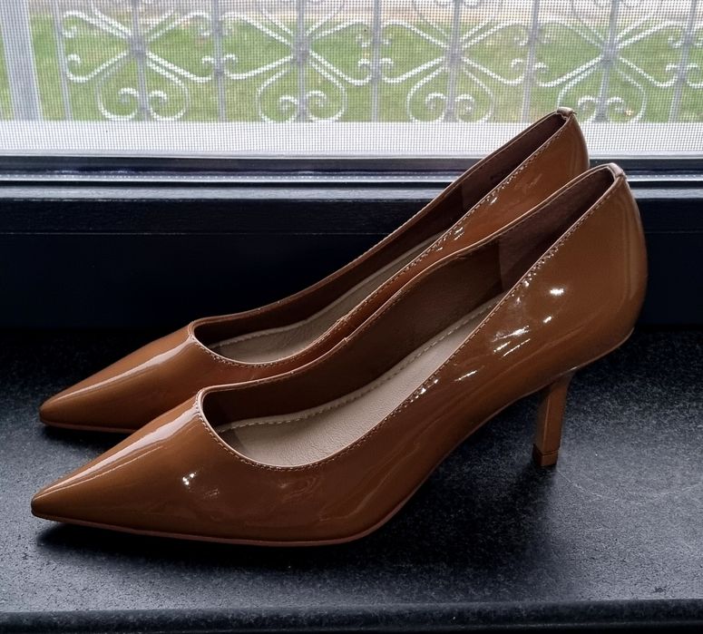 Pantofi superbi Wittner