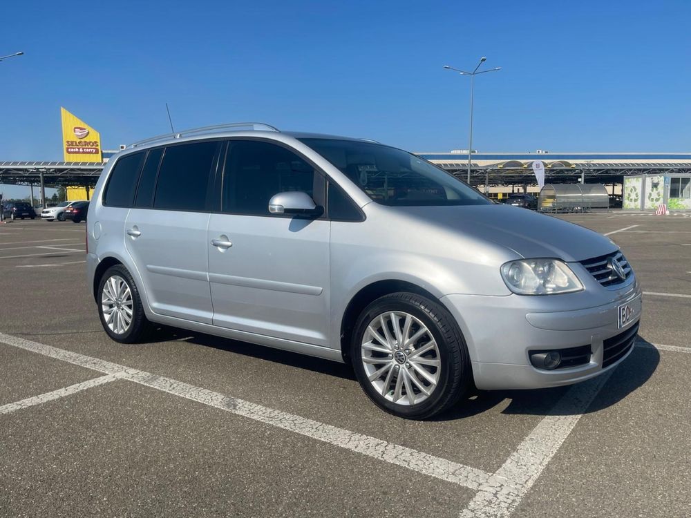 Volkswagen Touran