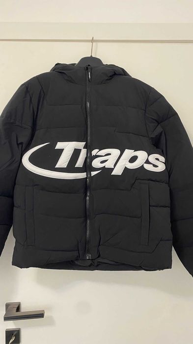 Geaca trapstar drop ianuarie 2023