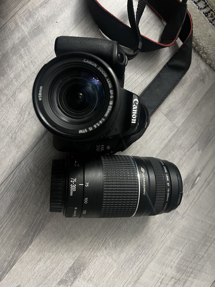 Canon eos 200d состояние отличное