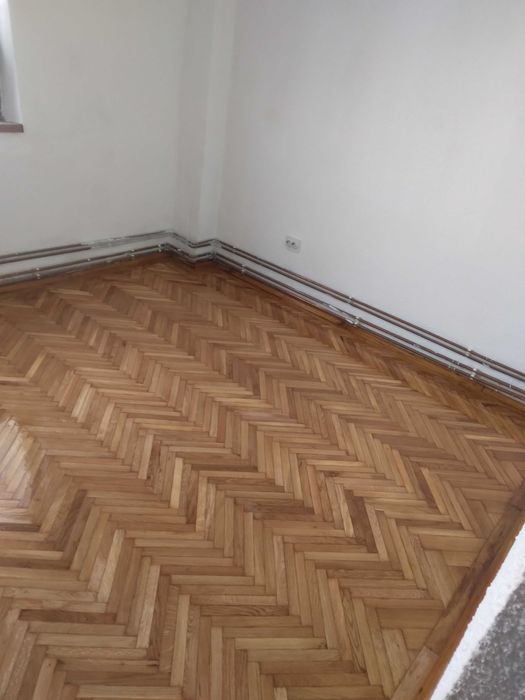 Raschetare, slefuire parchet lemn masiv