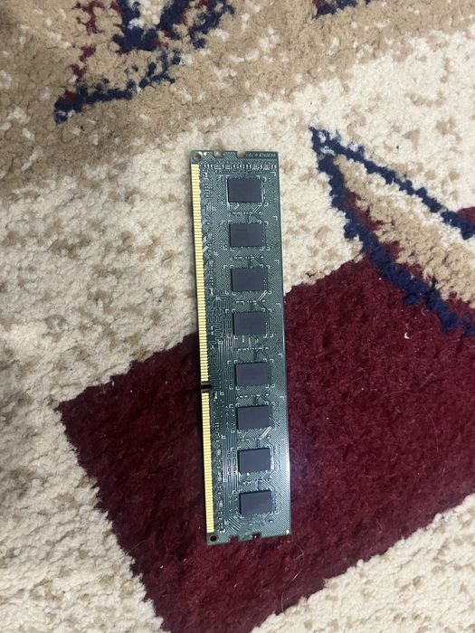 Оперативная память ddr 3 8 гигов новая не использованая