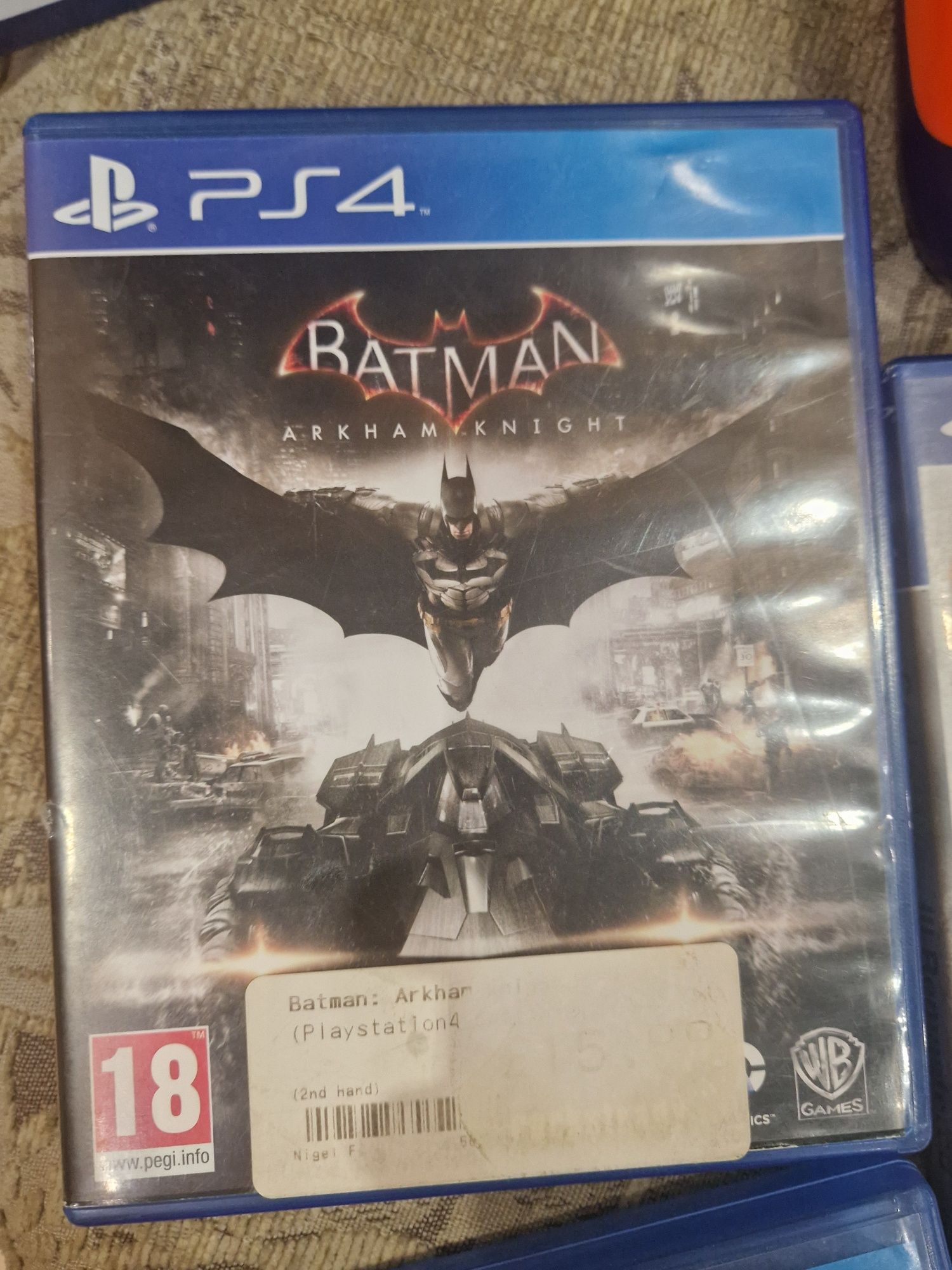 Ps4 pro 1TB + 5 игри