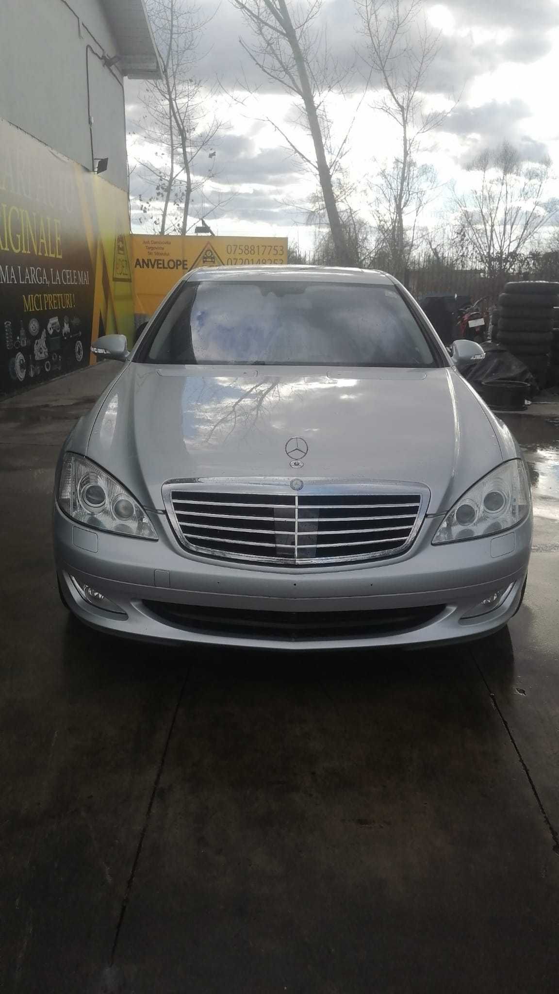 Dezmembrez mercedes S class w221/s class s320 d/bara fata w221/far/