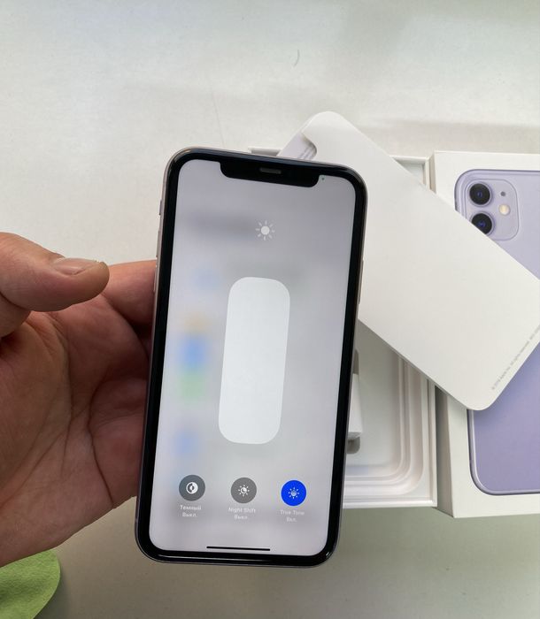 Iphone 11 (128GB) в идеальном состояний