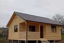 Cabane din.   lemn