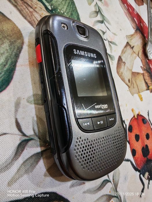 Perfektum samsung verzon 3 canvoy sotiladi