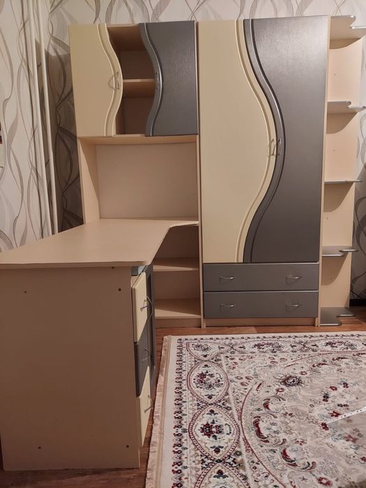 Продам шкаф и кровать