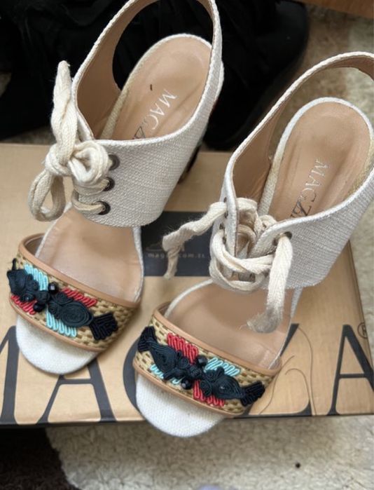 Sandale cu toc masura 37
