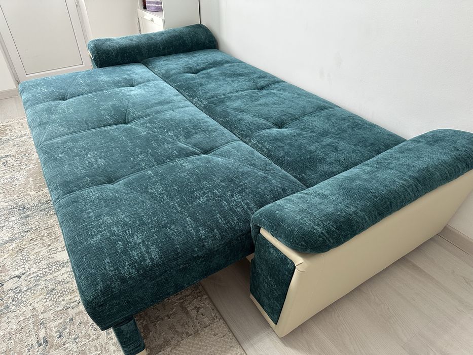 продается диван в хорошем состояние