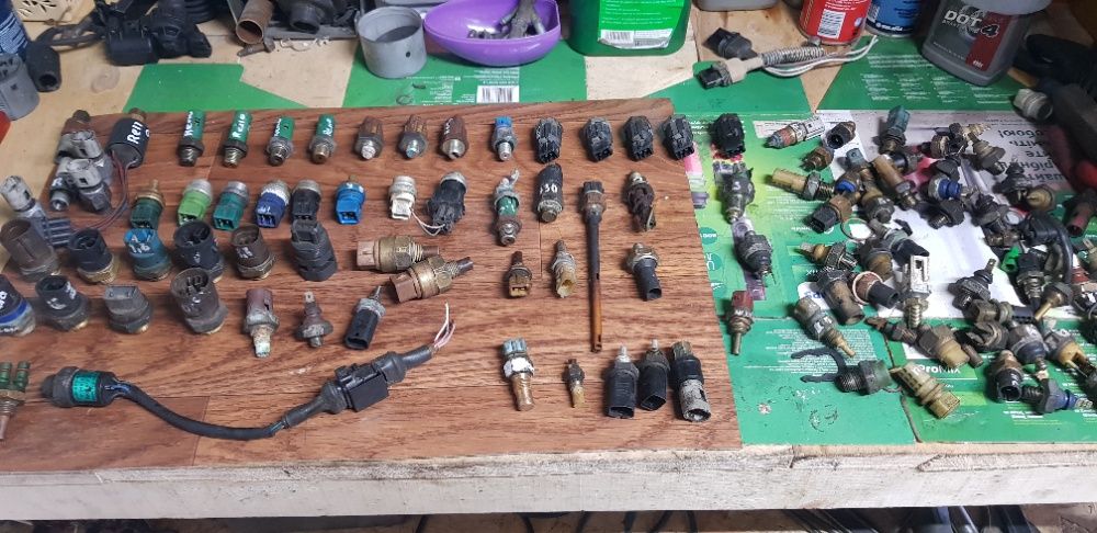 датчик коленвала 1.6 1.8 2.0