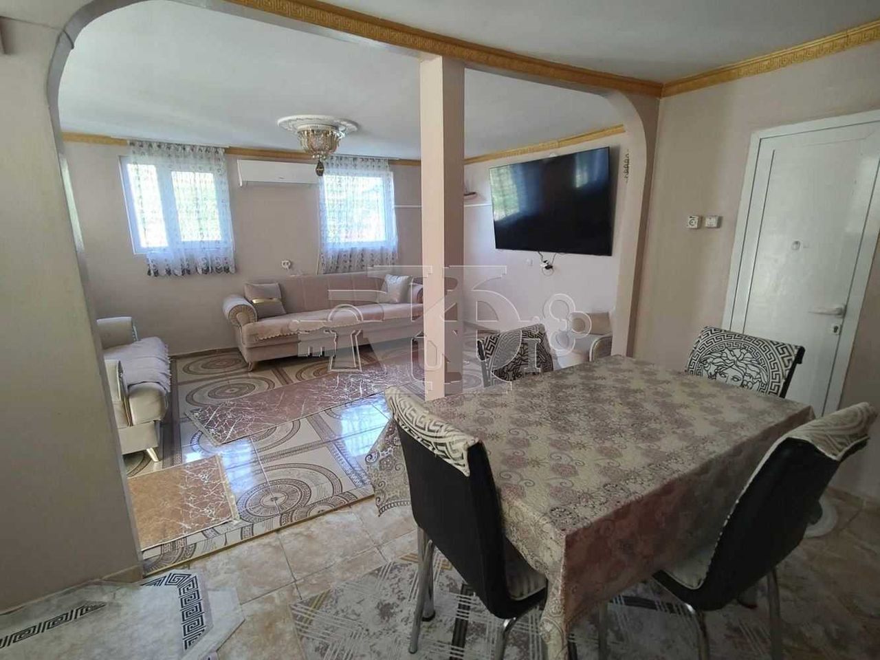 Продава се Къща в с. Карапелит, Област Добрич - 120 кв.м за 375 €/кв.м - Снимка #6