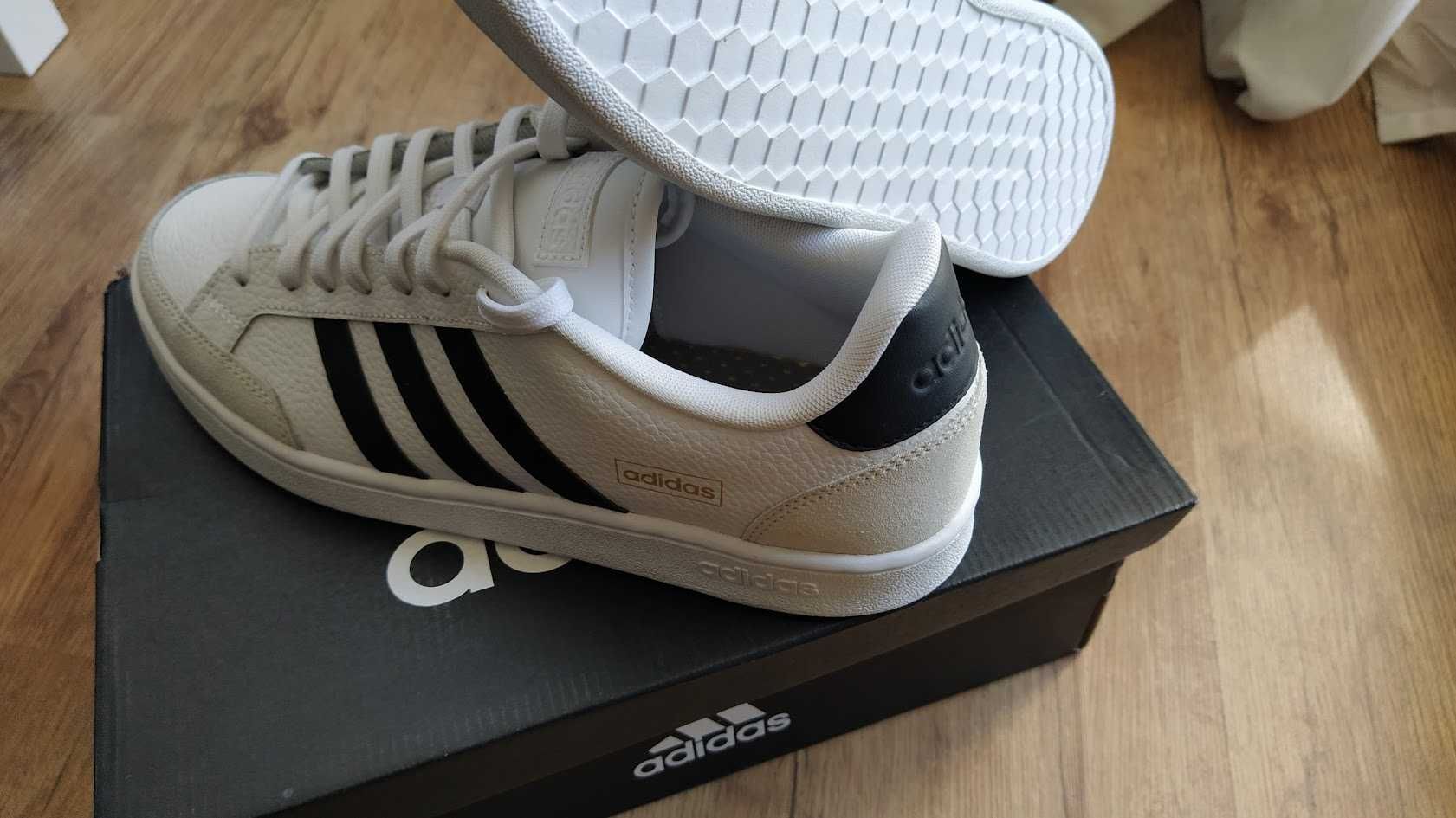 Мъжки маратонки Adidas Grand Court SE 45 1/3