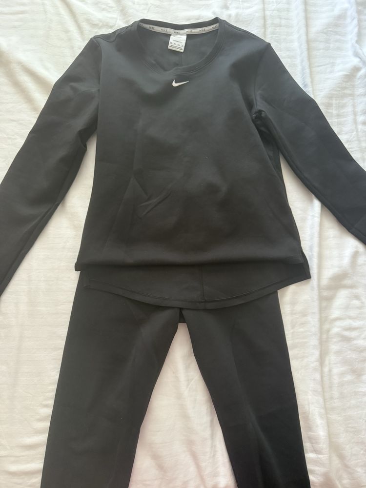 Клин + блуза Nike