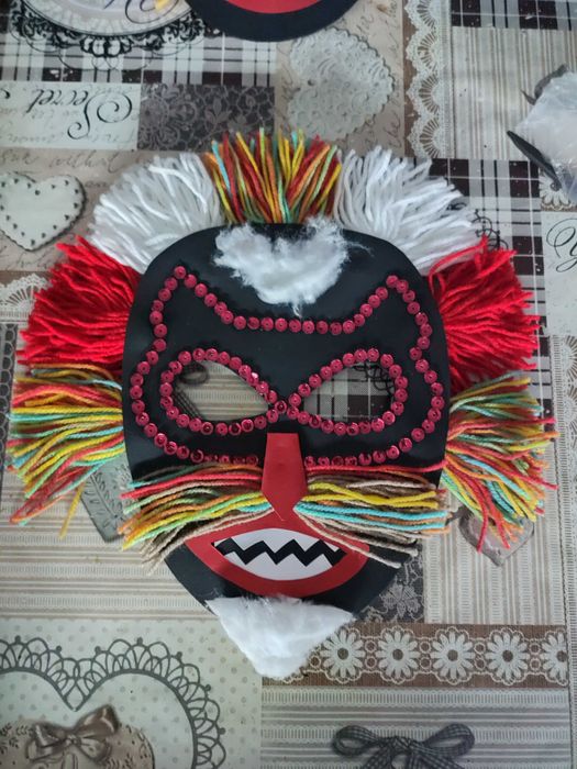 Детски кукерски маски