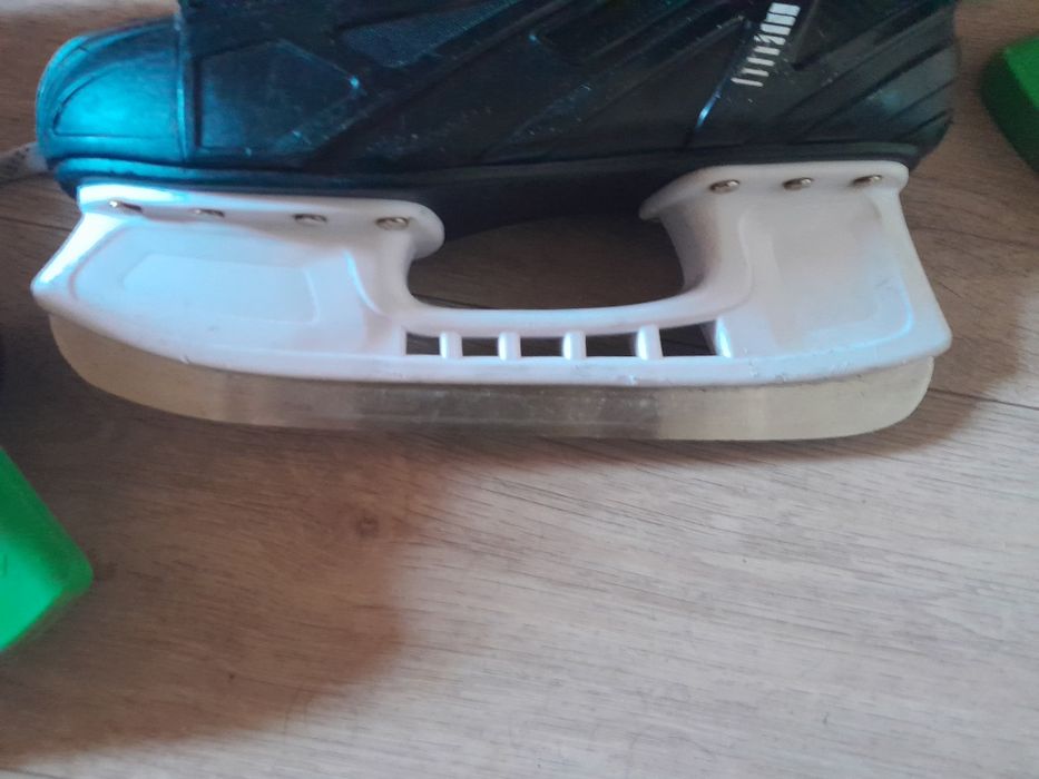 Продам Коньки в хорошем состояние