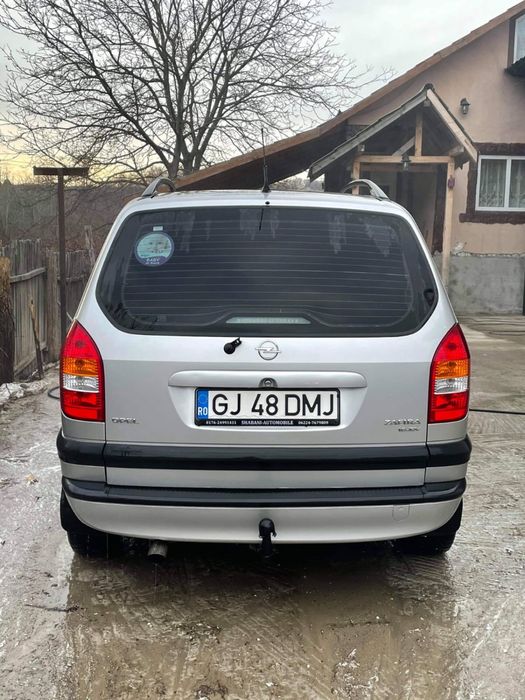 Ope Zafira 1.6 benzină