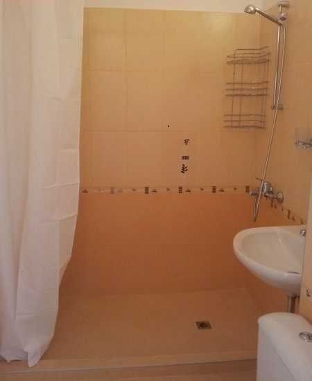 Дава се под наем Двустаен апартамент в София, Надежда 1 - 68 кв.м за 306 € - Снимка #5