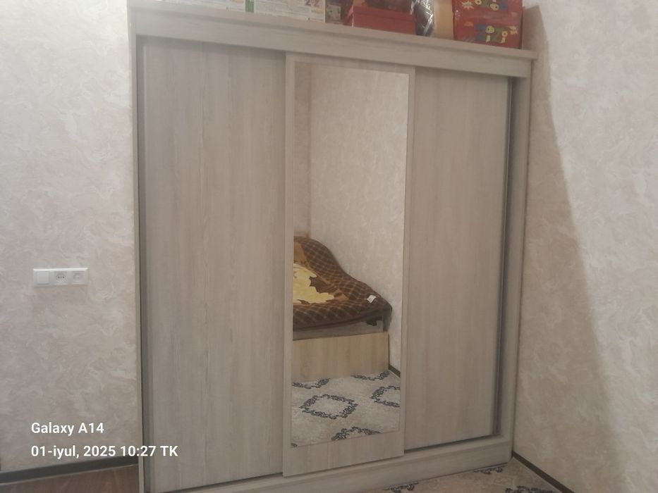 Shkaf 1 kishilik divan