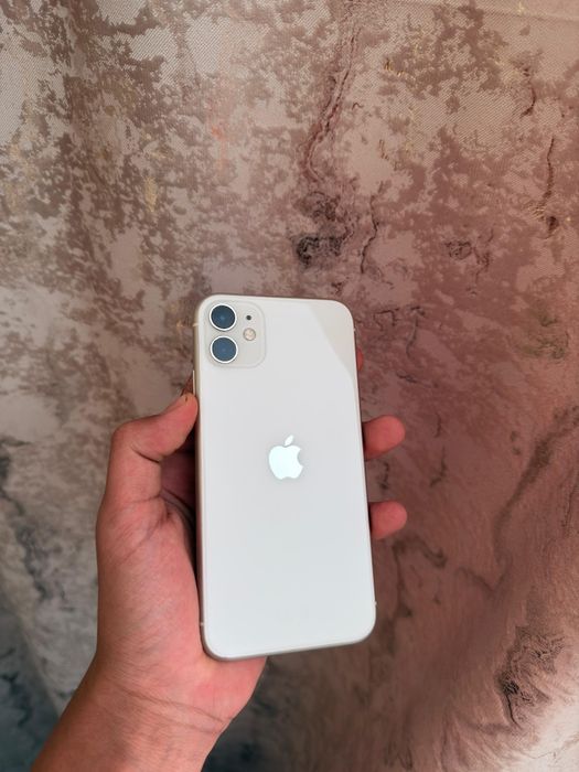 Продам Айфон 11 128gb