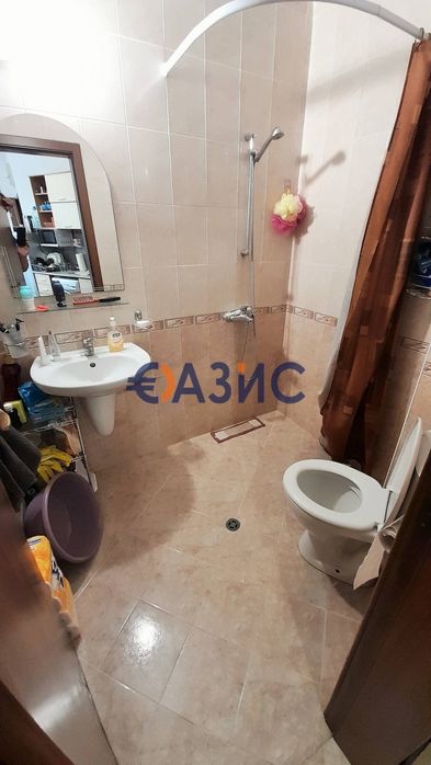 Продава се Тристаен апартамент в к.к. Слънчев бряг - 64 кв.м за 954 €/кв.м - Снимка #5