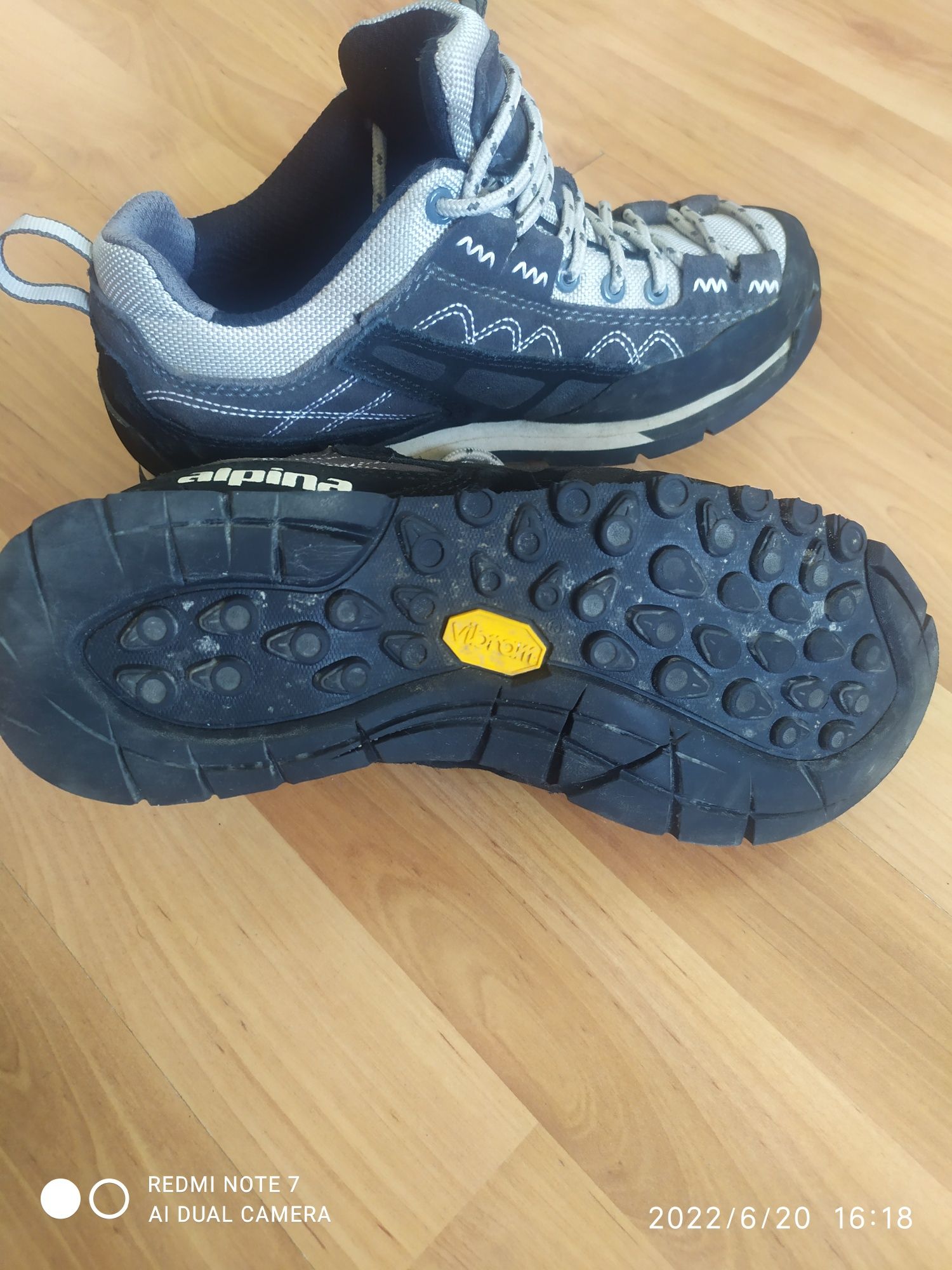 Обувки Alpina Royal vibram