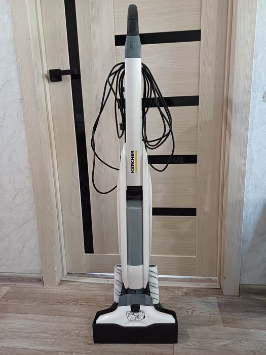 Продаю электрошвабру