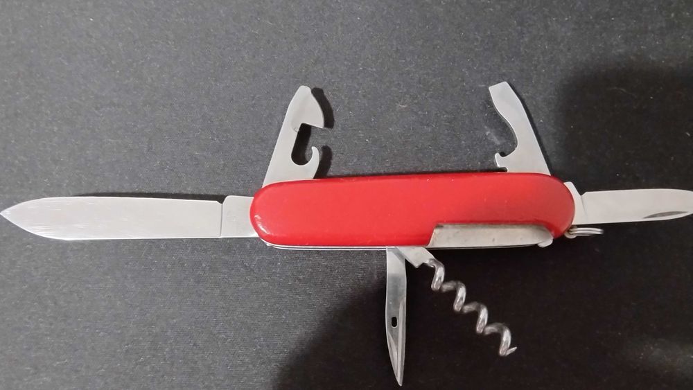 Briceag Victorinox  Rosu