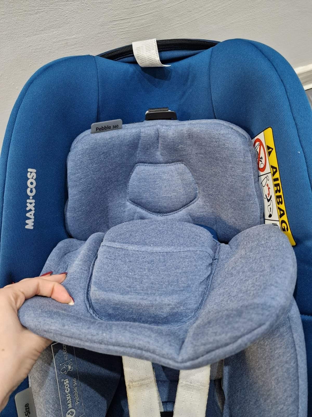 Vand Scoica Auto ISOFIX Maxi-Cosi Pebble 360 Essential Blue, 40-82 cm