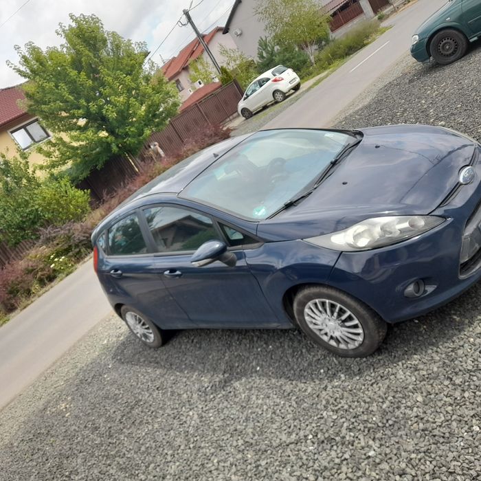 Vand Ford Fiesta 1.3 benzina