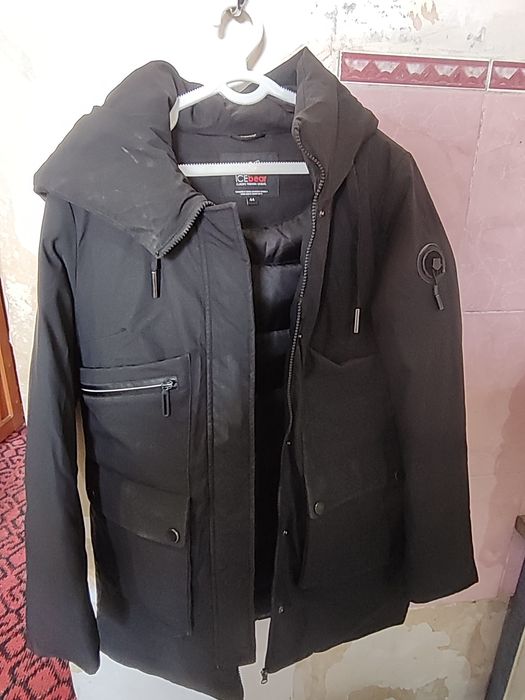 Продаю женскую куртку